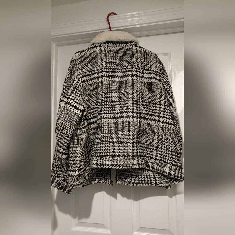 JustFab Jacket - Picture 6 of 7